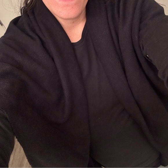 LOOK Black Shawl Vest NWT - Picture 11 of 11